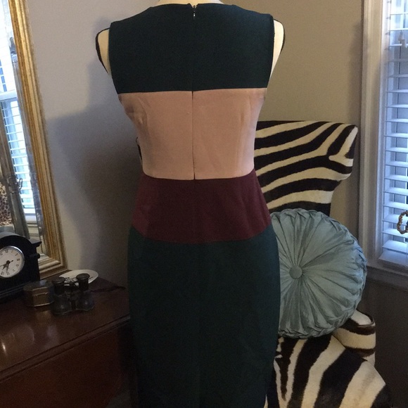 Ann Taylor colorblock dress sz 2 but fits like a 4 - Picture 4 of 5